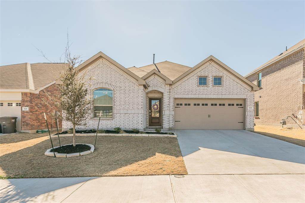 633 Ridgeback Trail - Photo 1