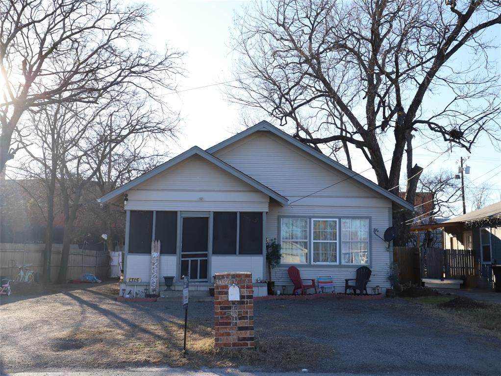 1315 Brazos Avenue - Photo 1