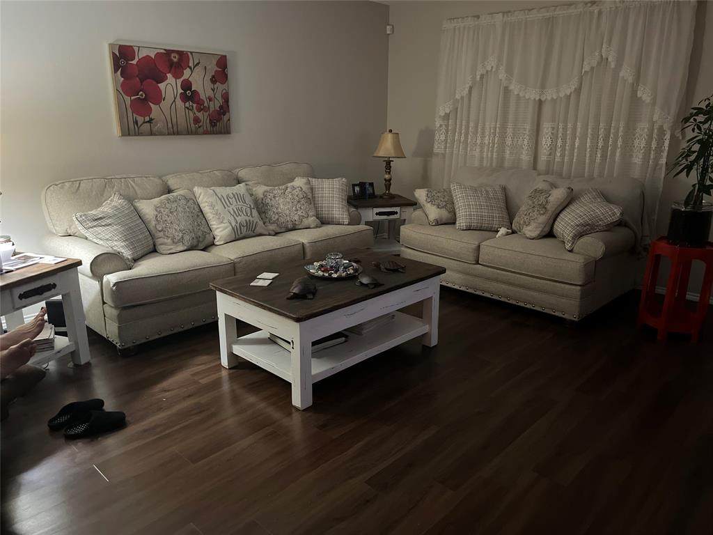 708 Lark Drive - Photo 1