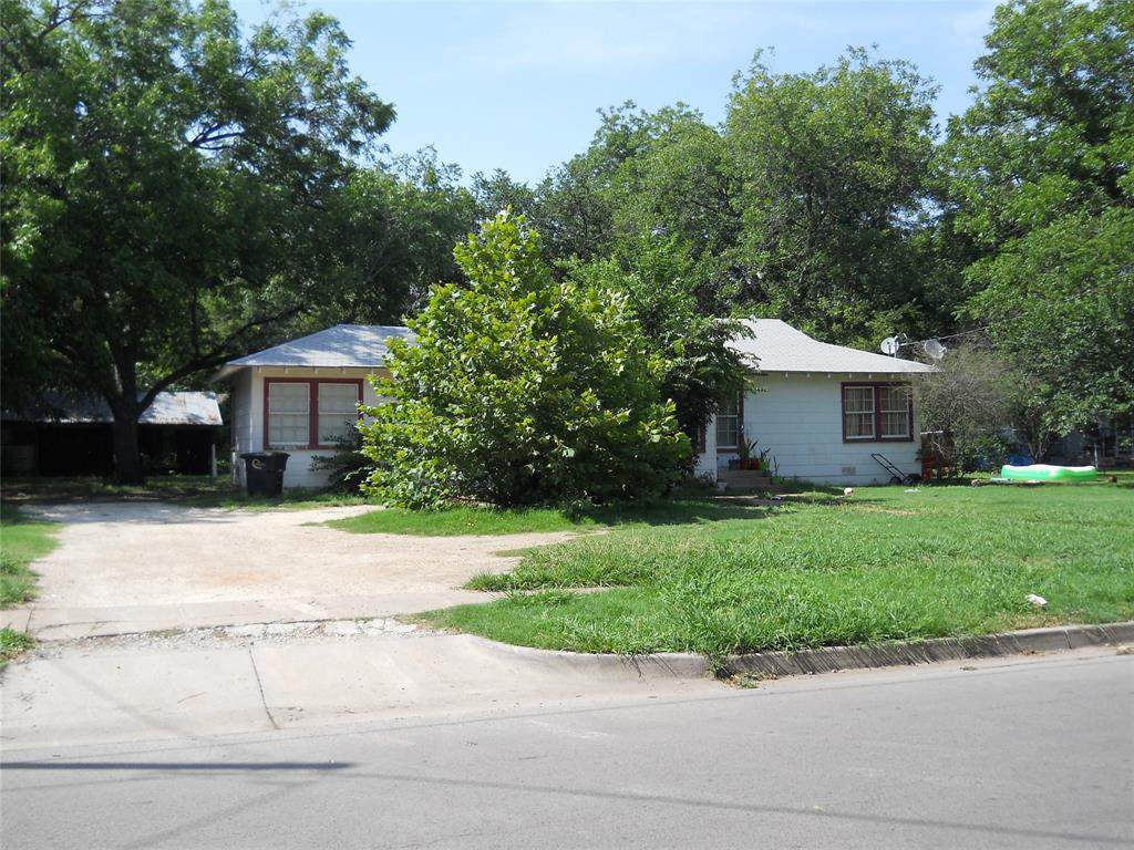 304 Williams Avenue - Photo 1