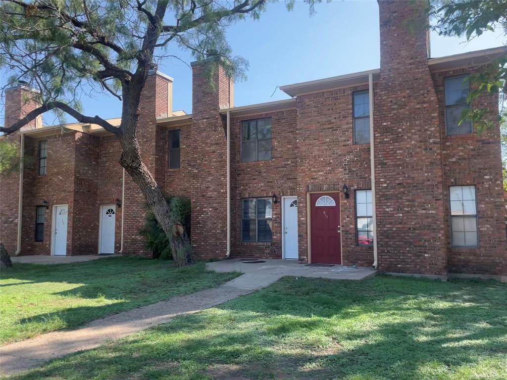 921 Bruce Way - Photo 1