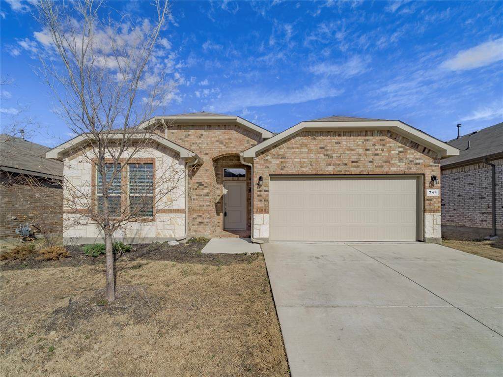 744 Cromane Road - Photo 1