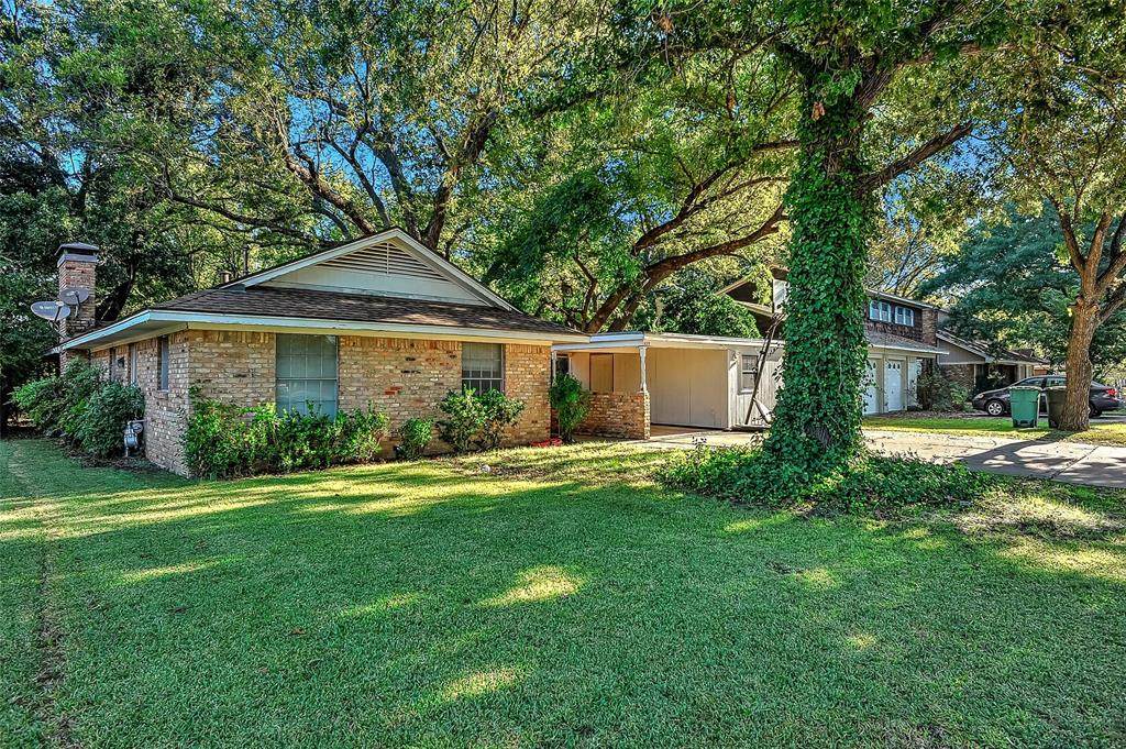 425 Hidden Valley Trail - Photo 1
