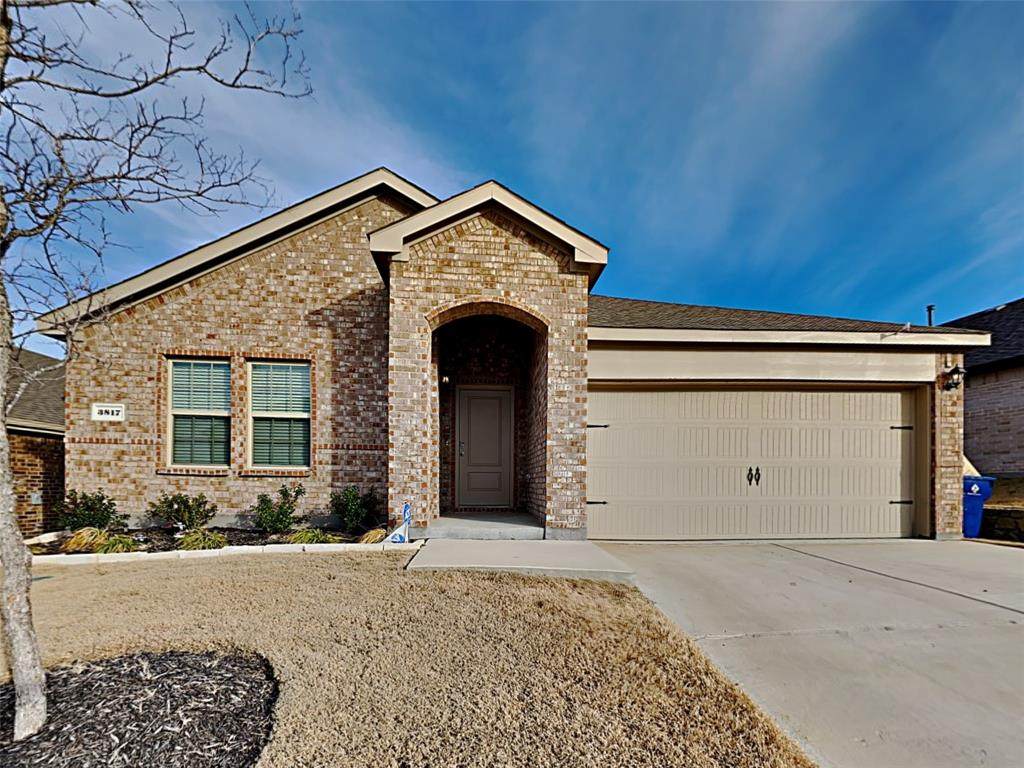 3817 Chalk Hill Avenue - Photo 1