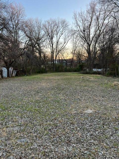700 Hickory Street - Photo 1
