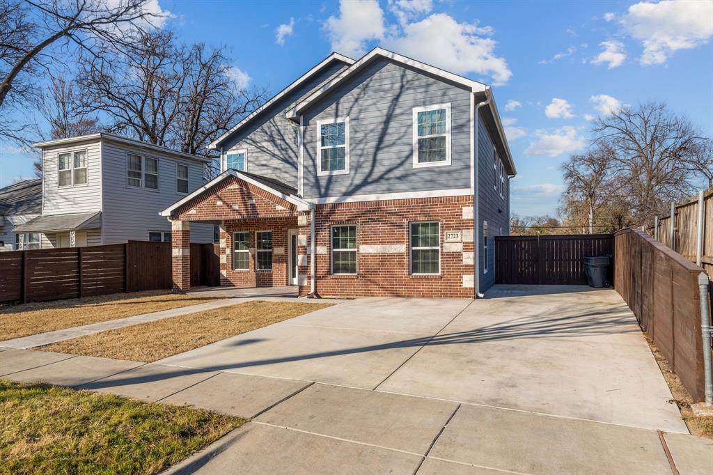 2723 Bentley Avenue - Photo 1