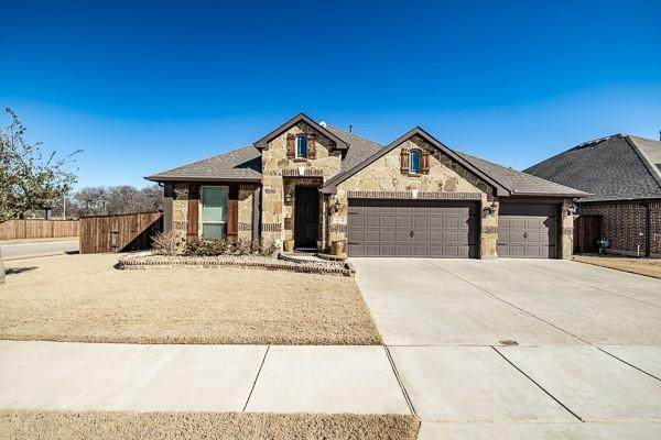 414 Oakcrest Drive - Photo 1