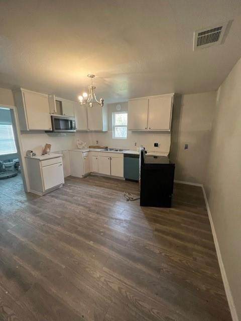 611 Scullin Avenue - Photo 1