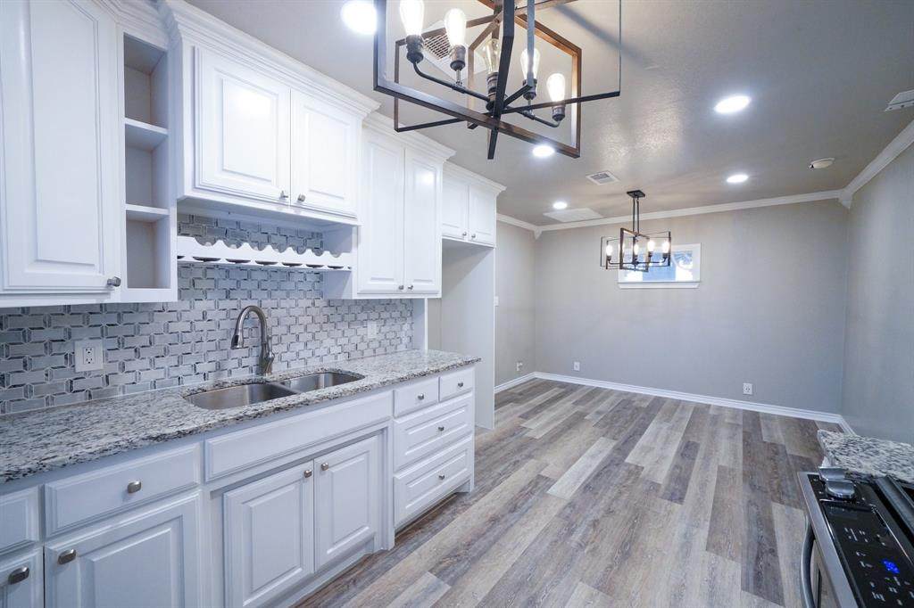 2015 19th Street - Photo 1