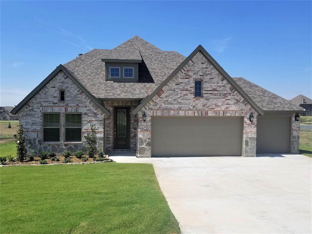 1041 Hickory Lane - Photo 1