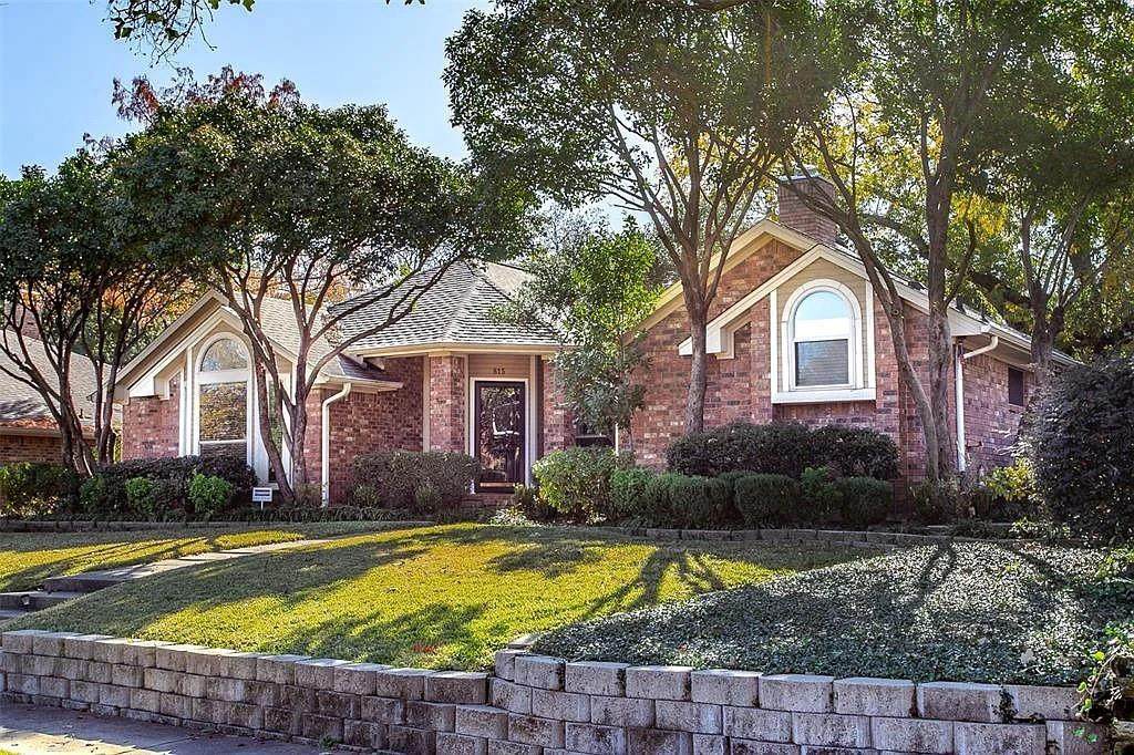 815 Lockhaven Lane - Photo 1