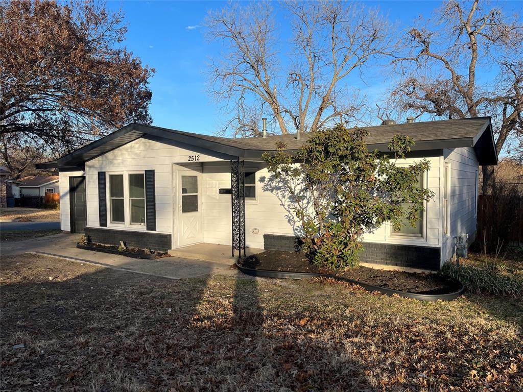 2512 Capri Drive - Photo 1