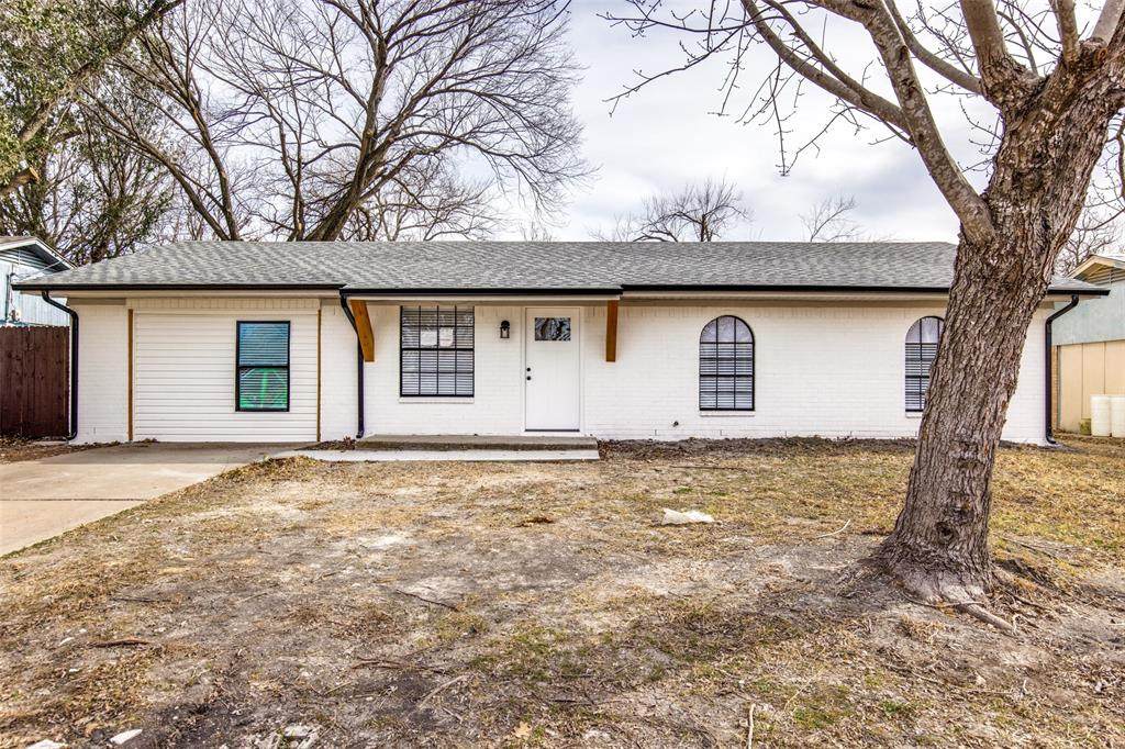 808 Hall Road - Photo 1