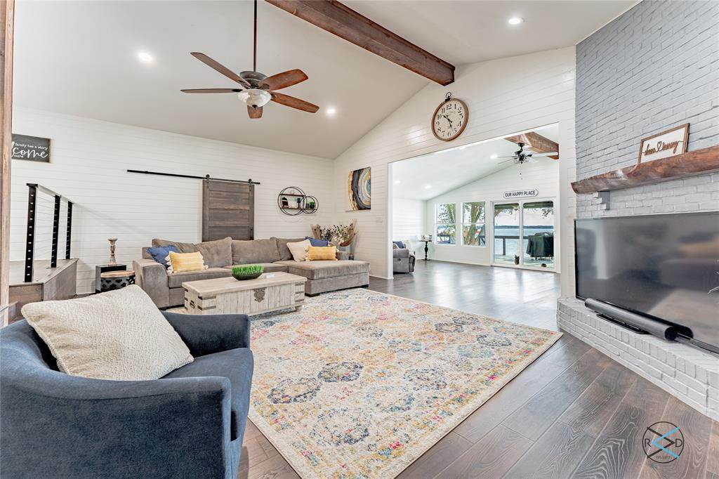18399 Shore Drive - Photo 1