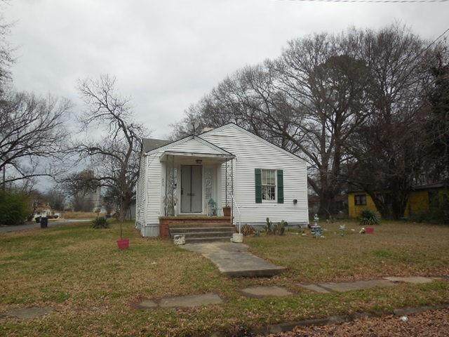 228 69th Street - Photo 1