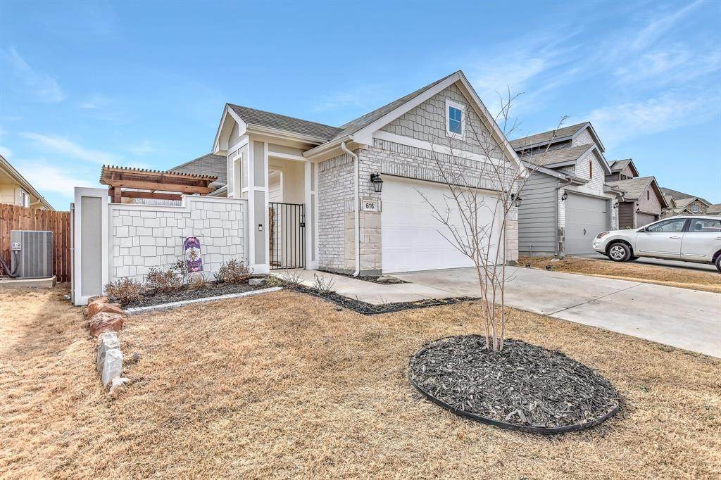616 Coleman Street - Photo 1