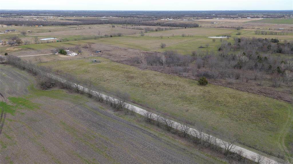 2503 County Road 4305 - Photo 1