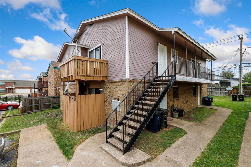 4828 Wellesley Avenue - Photo 1
