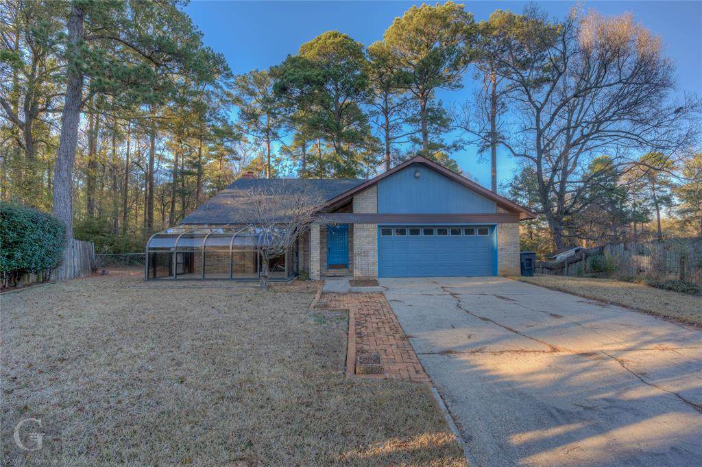 9401 Brookside Circle - Photo 1