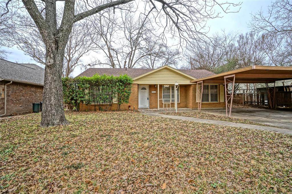 821 Thersa Drive - Photo 1