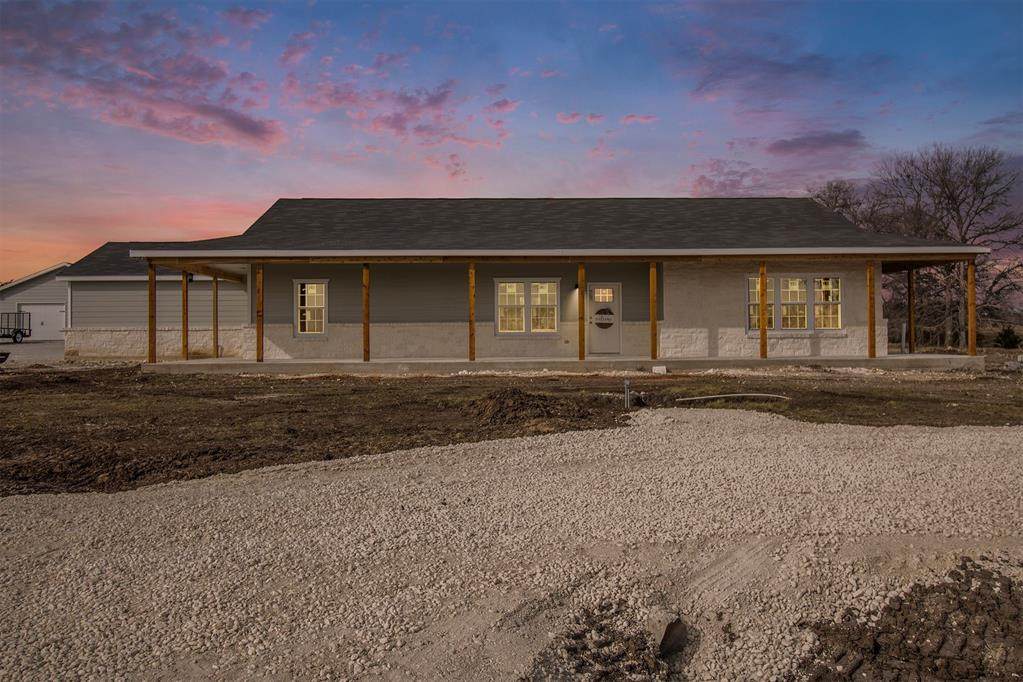 351 Private Road 190 - Photo 1