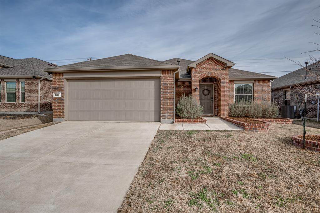 1505 Alamandine Avenue - Photo 1