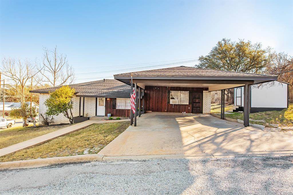 301 Shanan Street - Photo 1