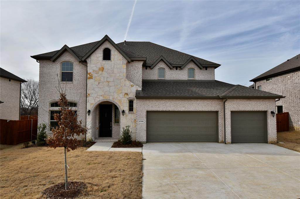 2709 Dickinson Drive - Photo 1