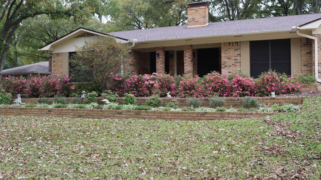 1362 Bridle Path - Photo 1