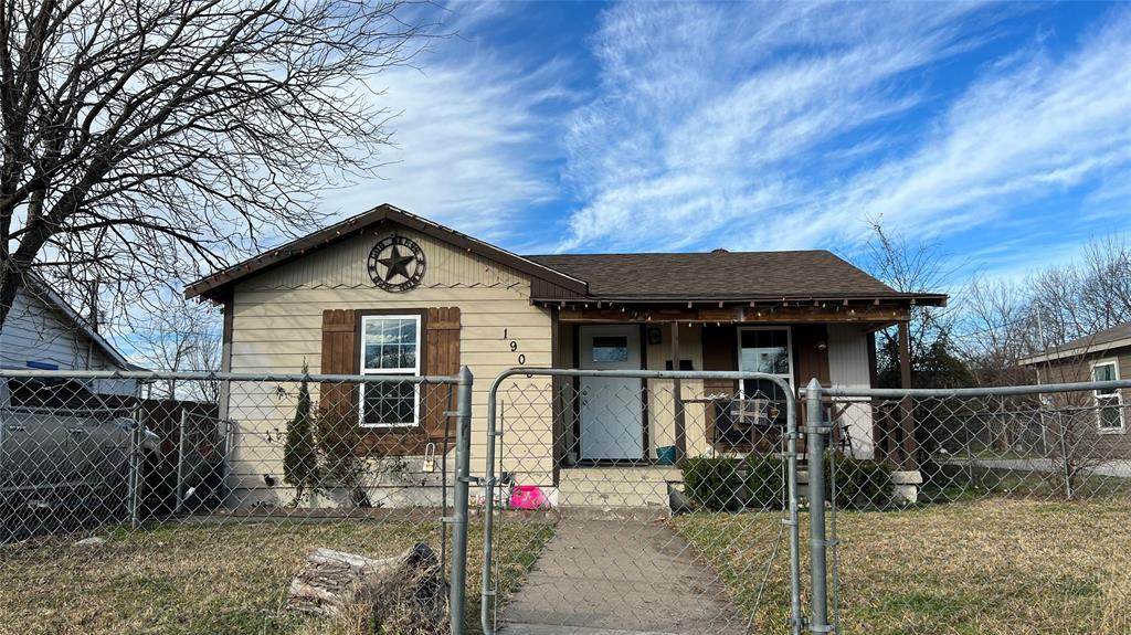 1908 Ash Crescent Street - Photo 1