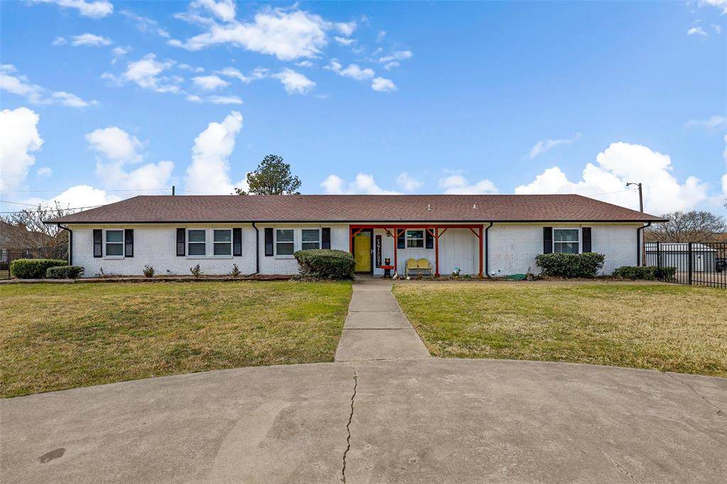 2729 Hill Lane - Photo 1