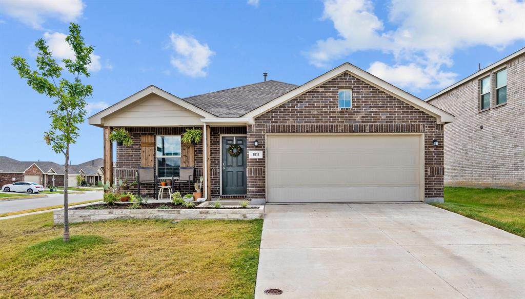 1511 Fields View Drive - Photo 1