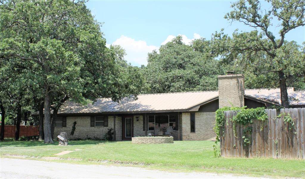 186 Tanglewood Street - Photo 1