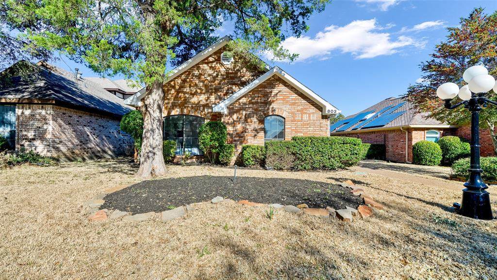 803 Longleaf Drive - Photo 1