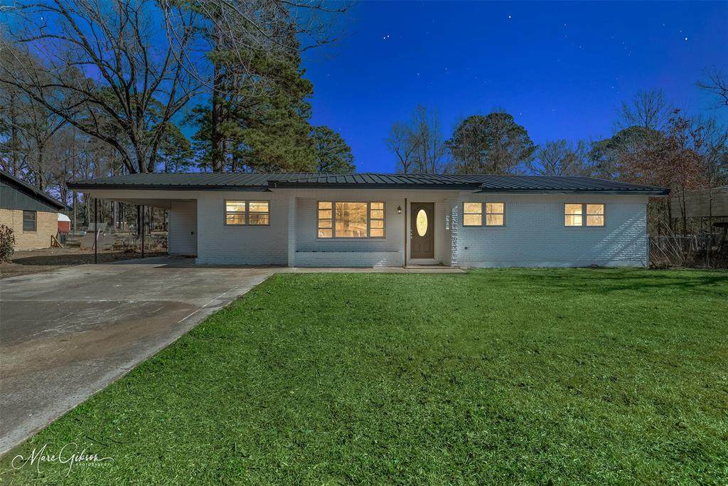 120 Lawrence Drive - Photo 1