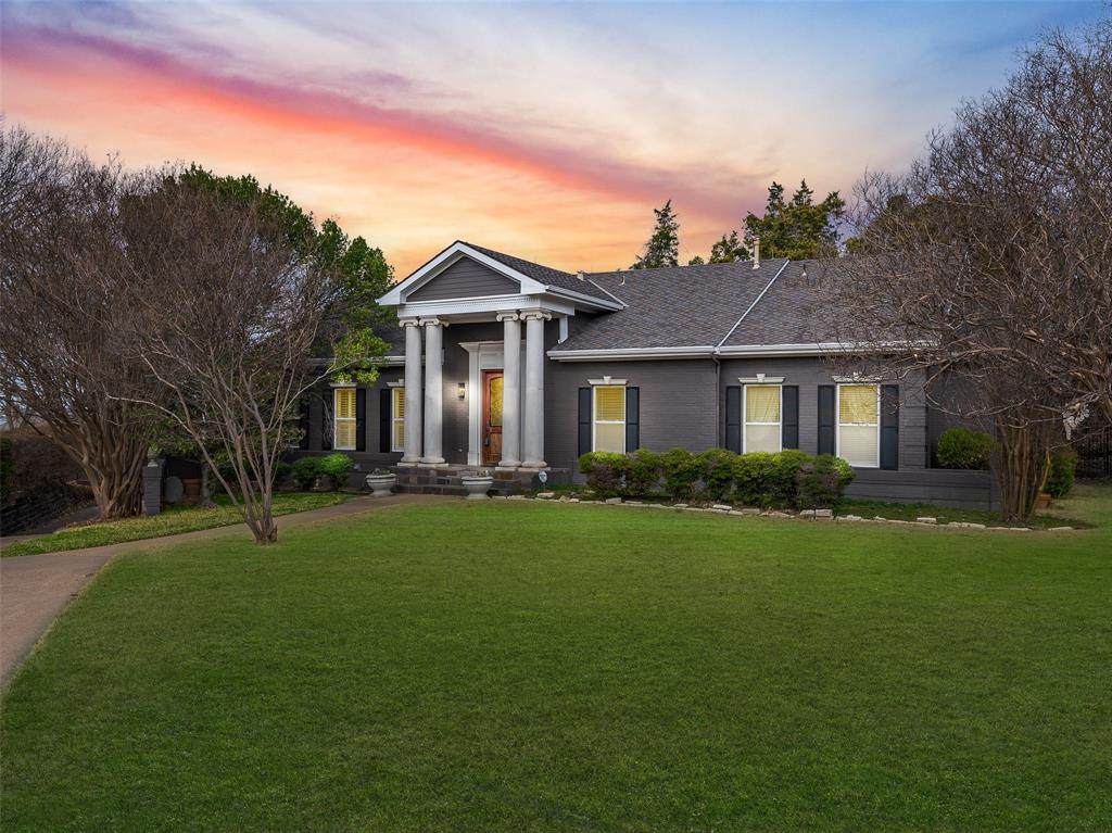 6 Stillwaters Drive - Photo 1