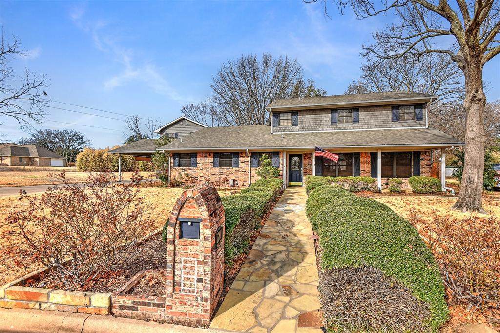 1701 Skyline Drive - Photo 1