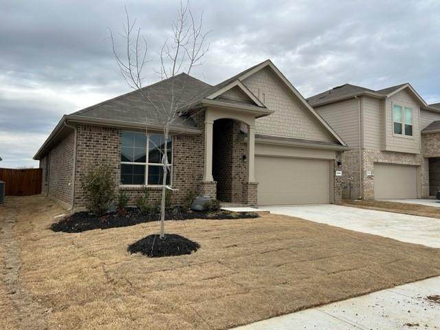 5504 Cypress Point Drive - Photo 1