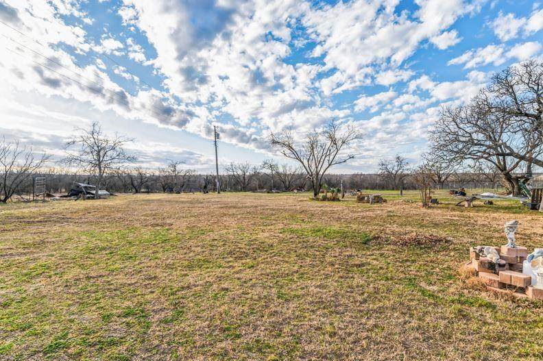 9009 Highway 6 - Photo 1