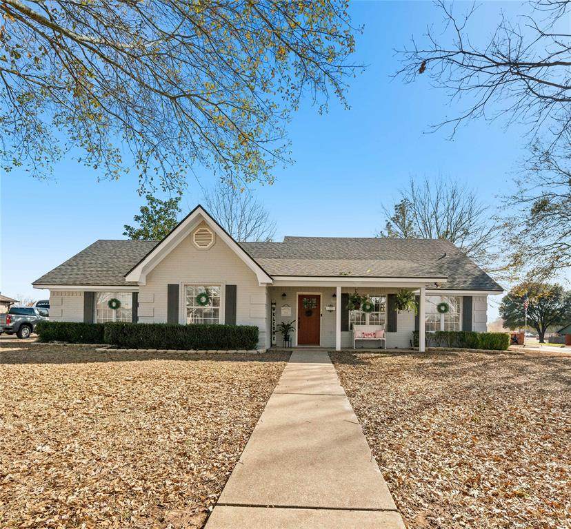 700 Windover Lane - Photo 1