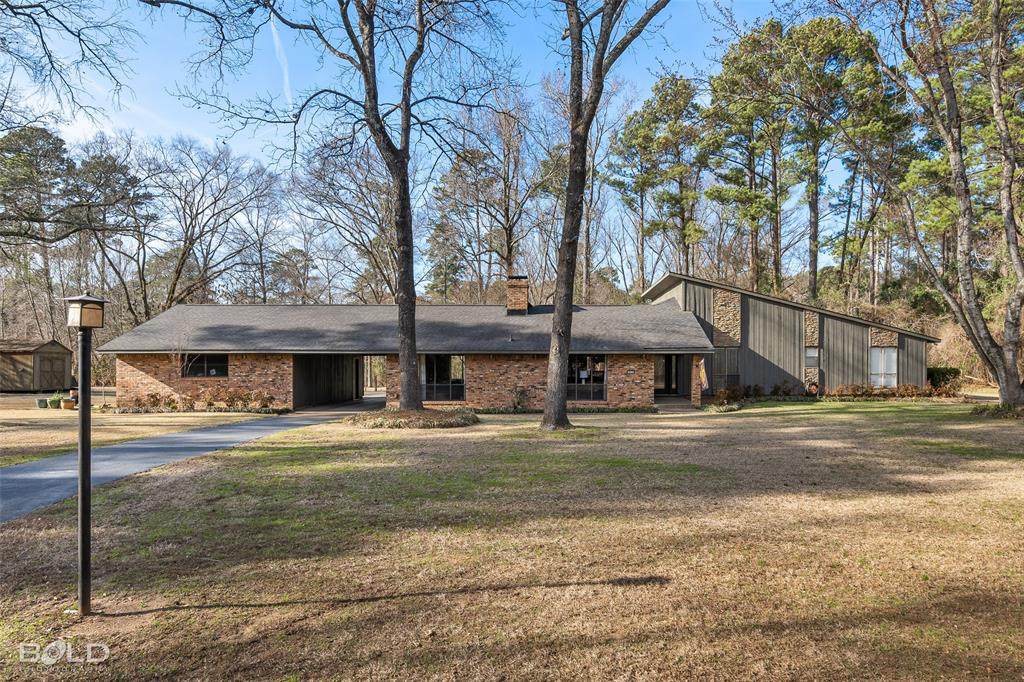 413 Sleepy Hollow Road - Photo 1