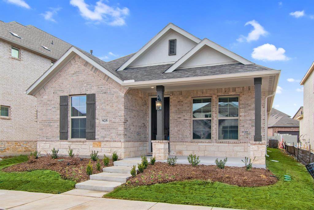 925 Plaza Lane - Photo 1
