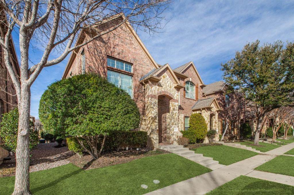 8613 Pauline Street - Photo 1