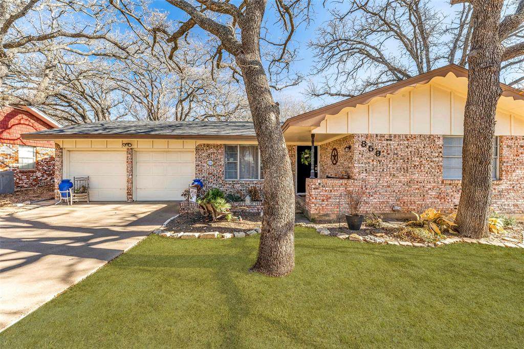 859 Charlotte Avenue - Photo 1