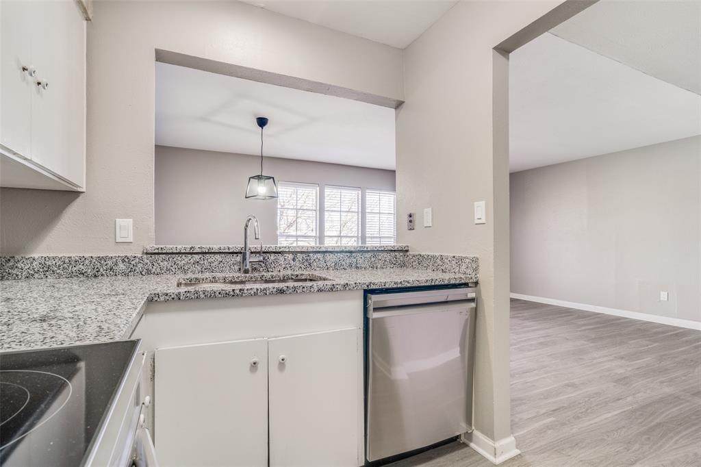 13715 Preston Road - Photo 1
