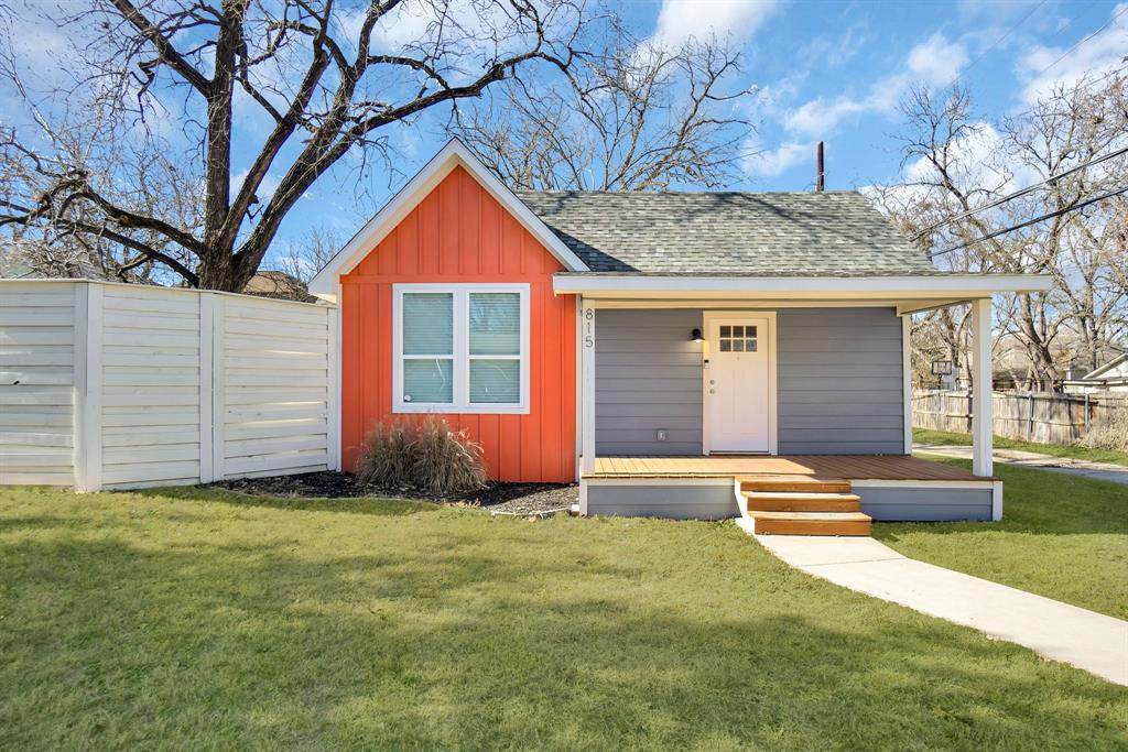 815 Fannin Avenue - Photo 1