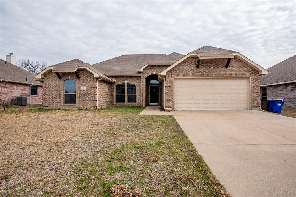 3824 Spier Circle - Photo 1