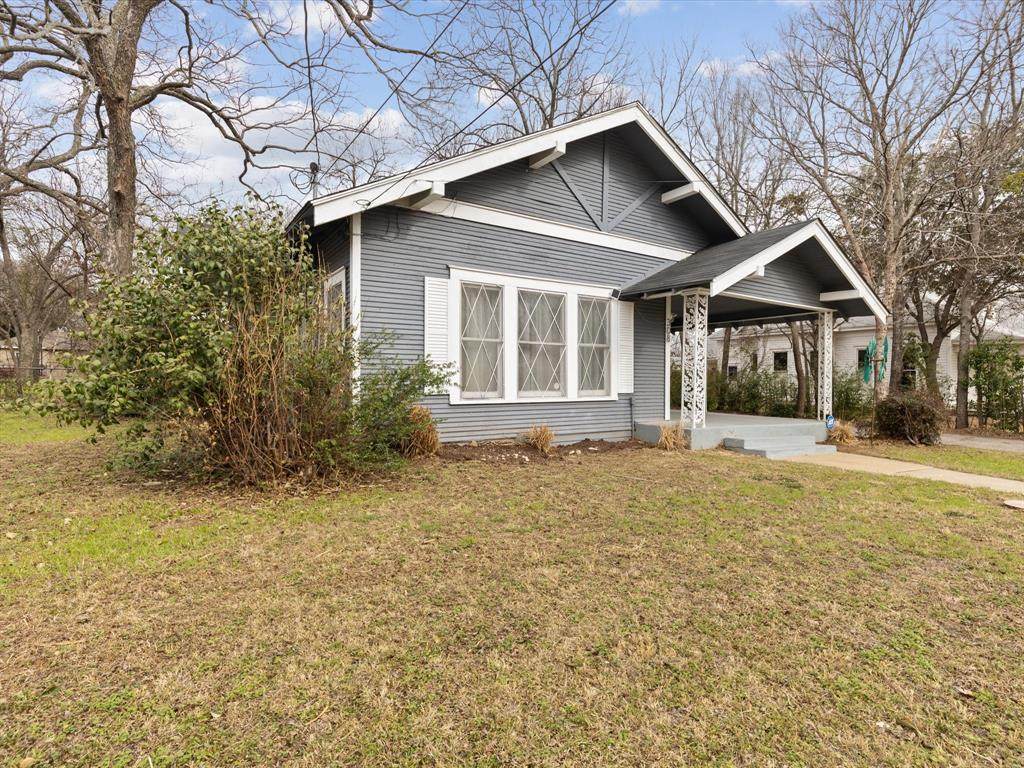 308 Heard Street - Photo 1