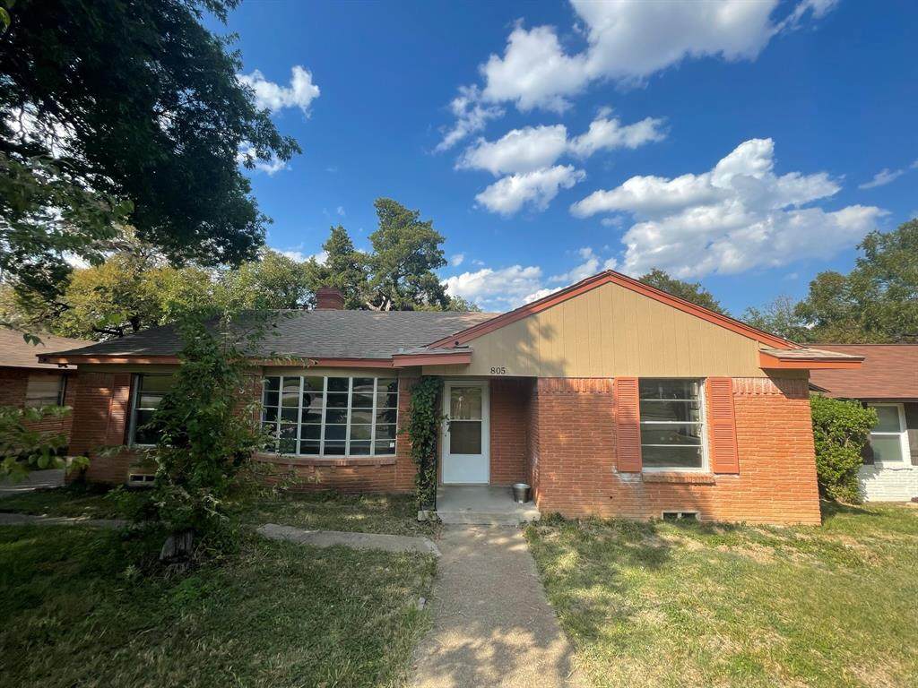 805 Oak Park Drive - Photo 1