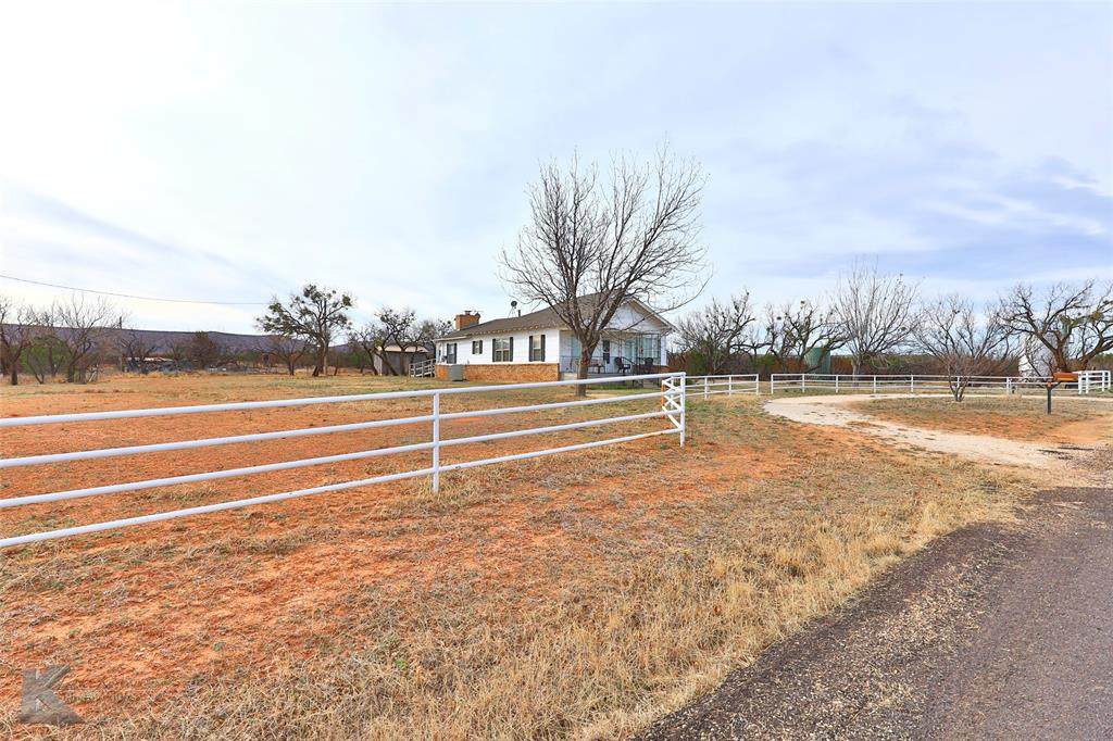 2425 Braune Road - Photo 1